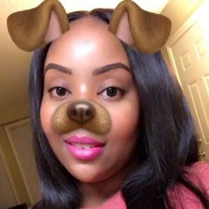 Meet your Posher, Kendra